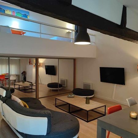 Apartamento Charme De Victor Conciergeriedamecarcas Carcasona Exterior foto