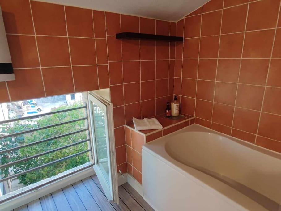 Apartamento Charme De Victor Conciergeriedamecarcas Carcasona Exterior foto